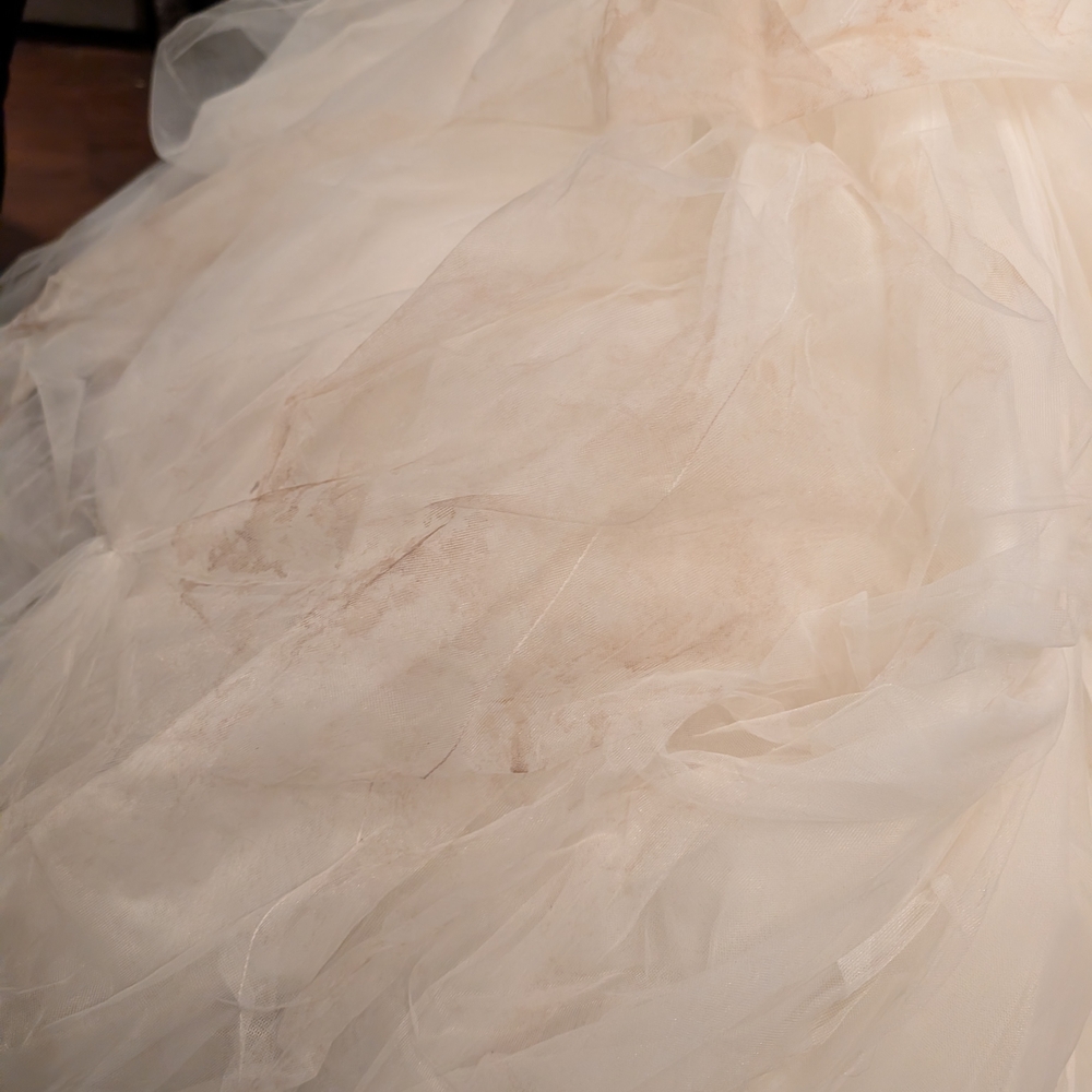 Watters & Watters Two Piece Strapless Wedding Gown - Picture 9 of 10